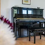 Piano Apartment